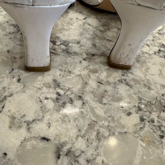 Halloween Costume white satin Wedding Bride Shoes sz 8-1/2 W size 8.5 W - Picture 8 of 14